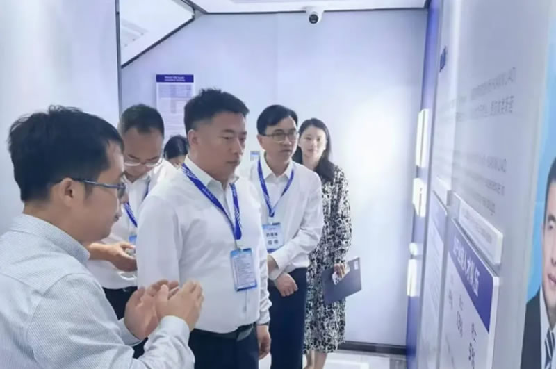 安文哲赴珠海等地招商引资