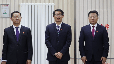 赵峻岭,安文哲等区领导看望出席临河区第十四次党代